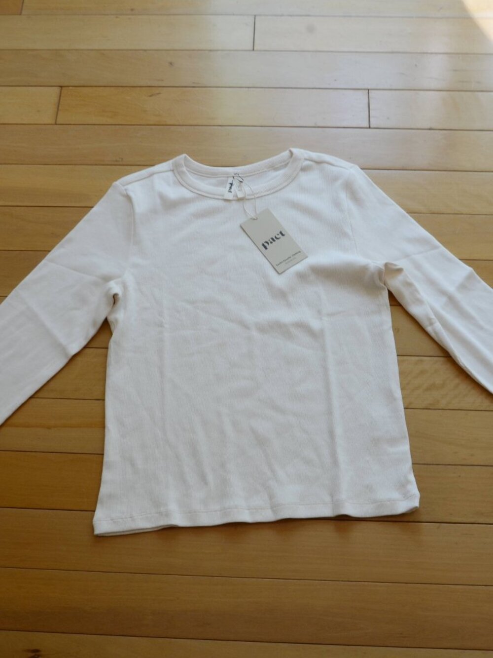 Pact Women's Cream Perfect Rib layering Long Sleeve Top Size M NWT